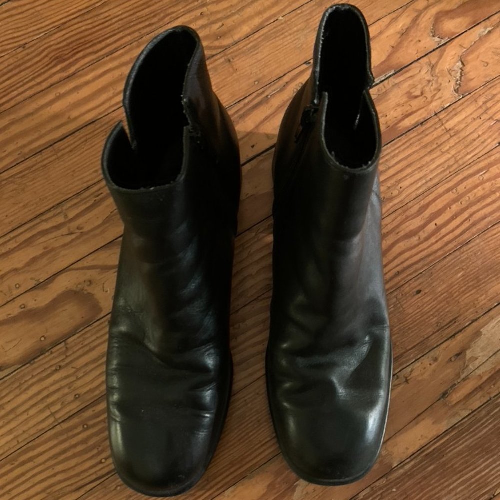 Croft & Barrow Leather Ankle Boot Women's 8.5